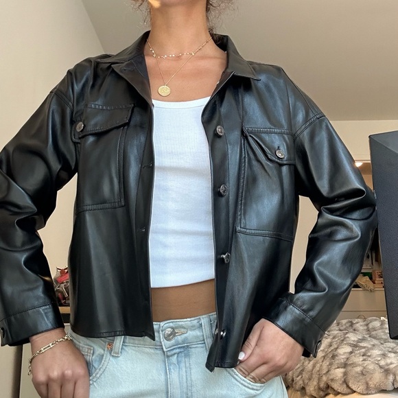 Light weight leather jacket - Picture 3 of 12